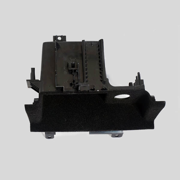 Auto parts plastic components